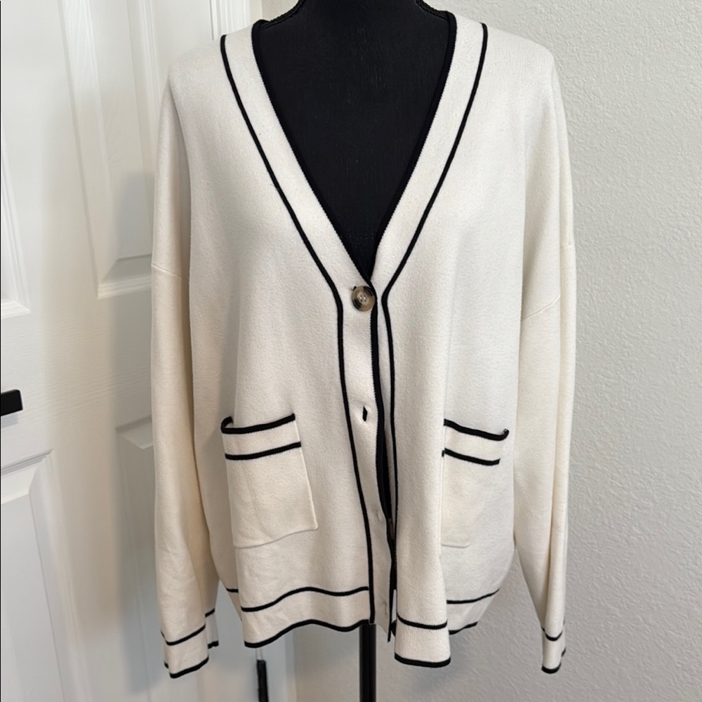 Mango Cream and Black Cardigan Sweater V-Neck Classic